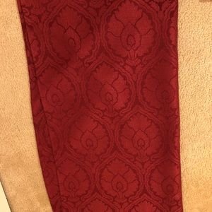 Curtains
Total of 6 curtains
Measure  37” W X 95” L 
100% polyester